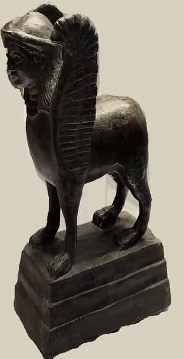 تمثال حيواني
